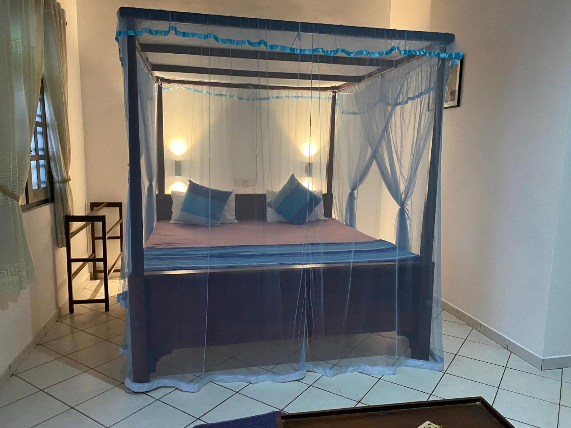 Blue Ocean Villa Hikkaduwa Room photo