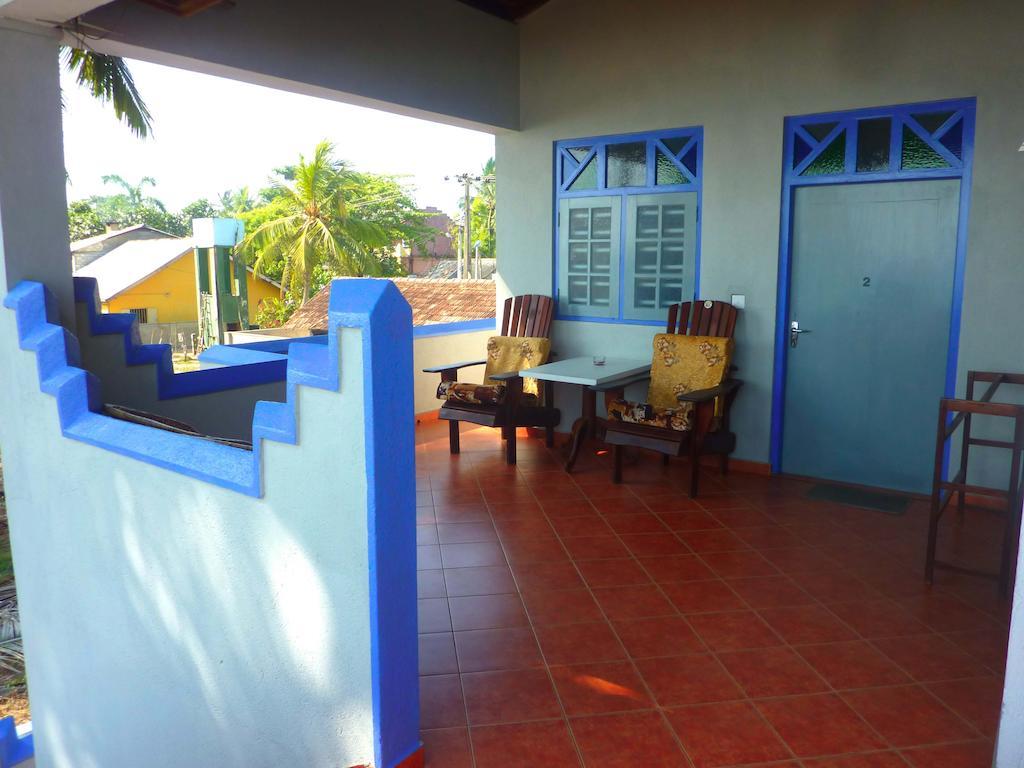 Blue Ocean Villa Hikkaduwa Exterior photo