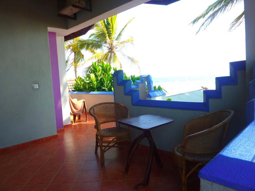 Blue Ocean Villa Hikkaduwa Exterior photo