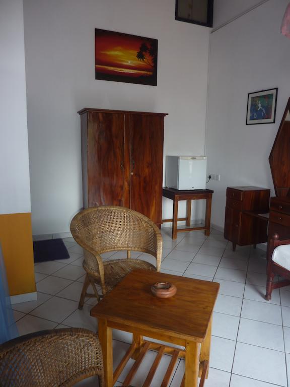 Blue Ocean Villa Hikkaduwa Room photo