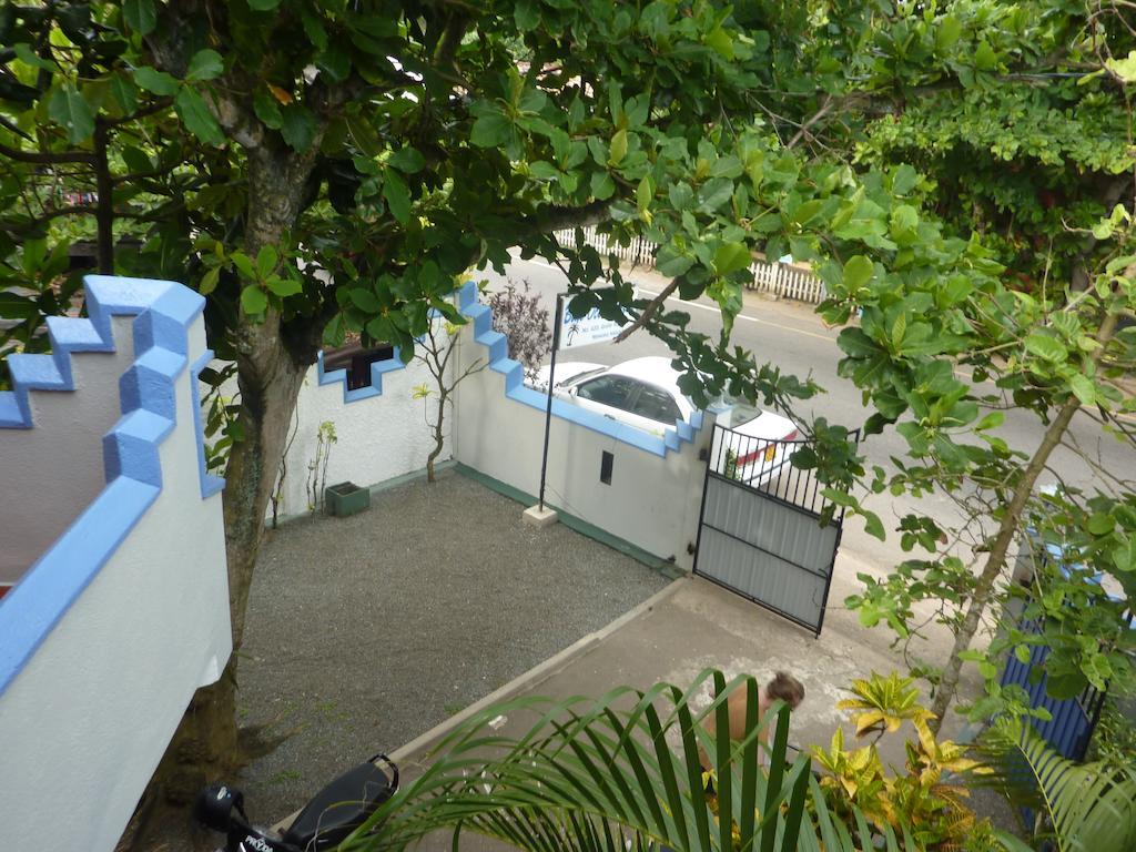 Blue Ocean Villa Hikkaduwa Exterior photo