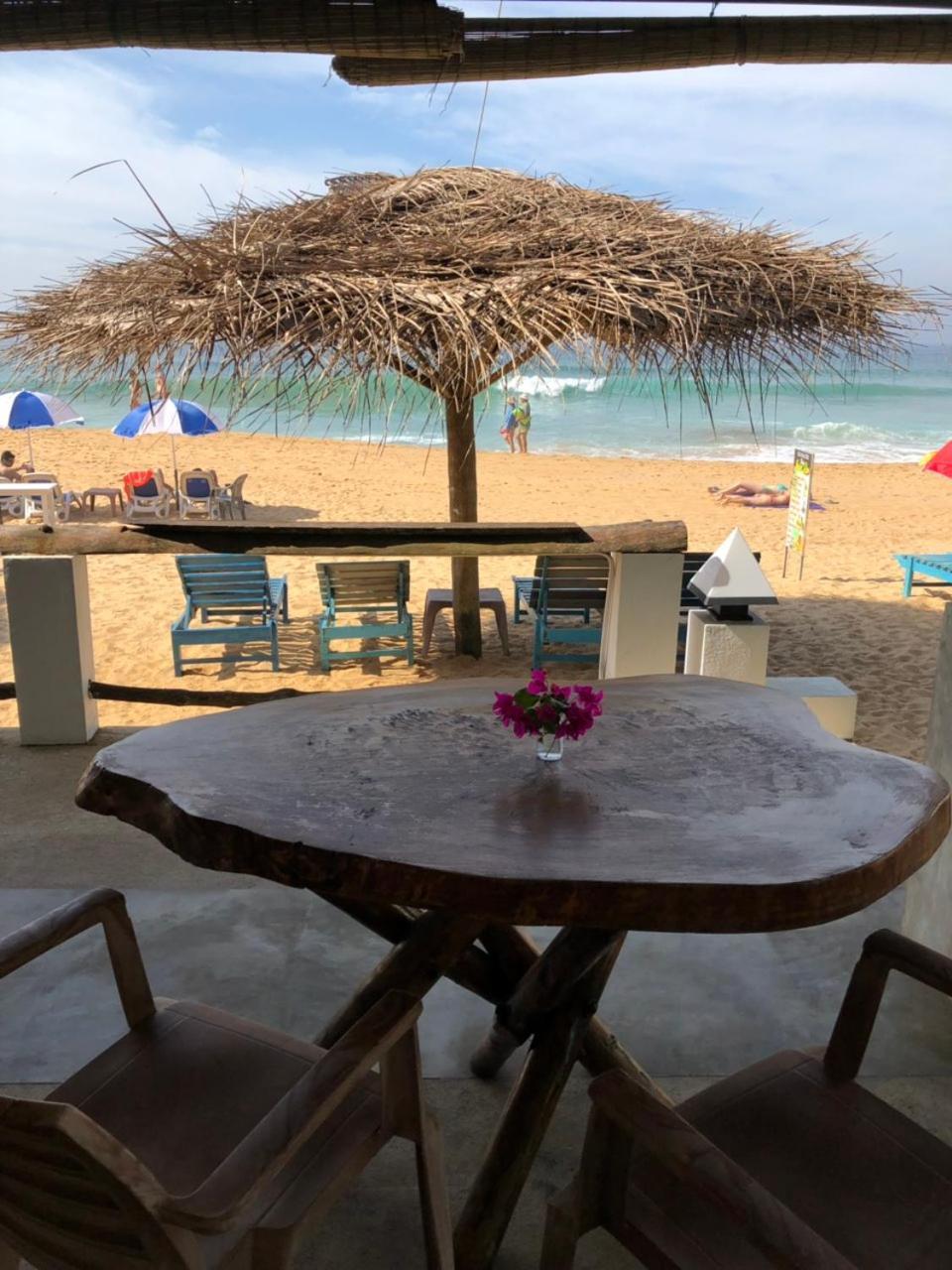 Blue Ocean Villa Hikkaduwa Exterior photo